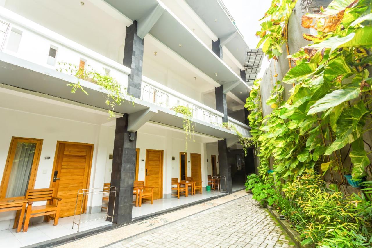 Oyo 2408 Bc Inn Mangsit Exterior photo